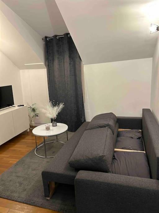 דירות סנט-אואן-ל'אומון Duplex Minimaliste - 30 Min De Paris מראה חיצוני תמונה
